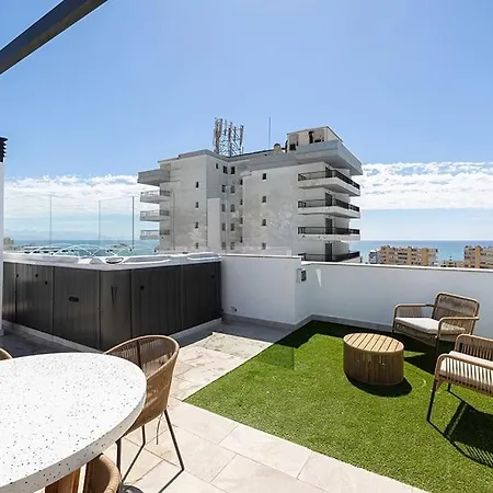 Luxury Carihuela With Private Jacuzzi By Ensuite Torremolinos