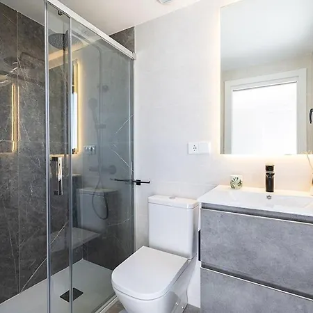 Luxury Carihuela With Private Jacuzzi By Ensuite * توريمولينوس