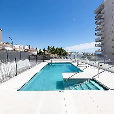 Апартаменти Luxury Carihuela With Private Jacuzzi By Ensuite